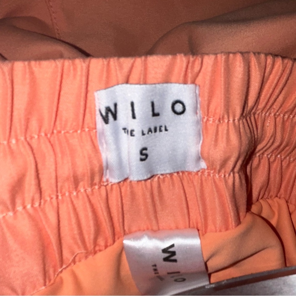 Wilo The Label Women's 2 in 1 Running Short in Peach Size S - Picture 9 of 10